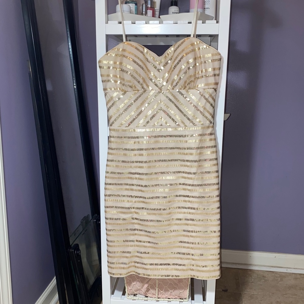 Cache, Gold Strapless Mini, Sz 2